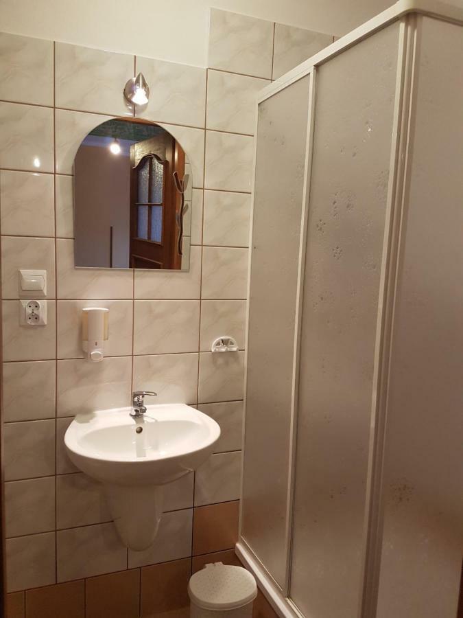 Kornelia Pokoje Goscinne Stronie Śląskie Exterior foto
